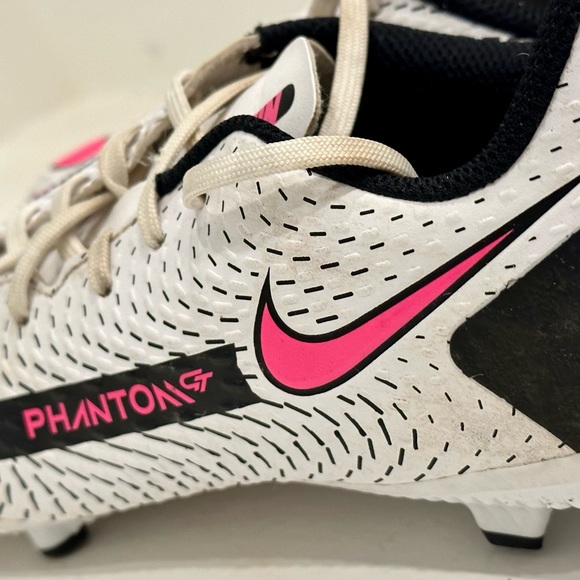 Nike Phantom Kids Cleats Pink / White / Black Size 3y - Picture 3 of 5